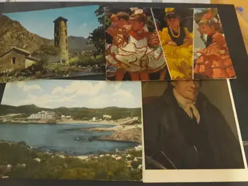 4 cartes postales utilisées
