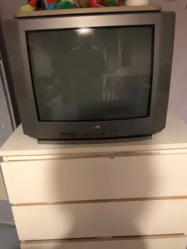 télé