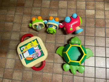 lot de 3 jouets premier age
