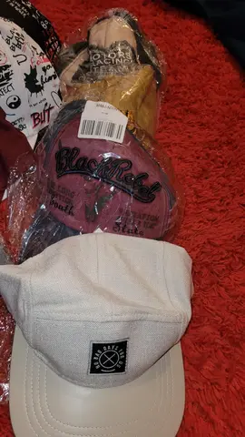 lot de 8 casquettes