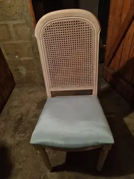 CHAISE