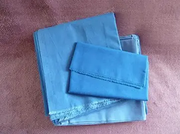 Coupons tissu bleu klein