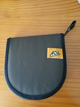 ETUI A CD