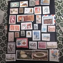 donne timbres collection étrangers 1lot par envoie n3
