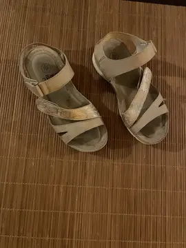 chaussures objets