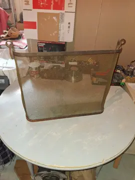 A donner grille de protection pour cheminée