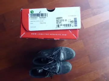 Chaussures sécurité pointure 40