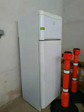 Frigo idesit A