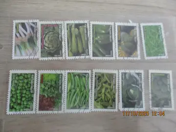 12 timbres oblitérés France - Légumes