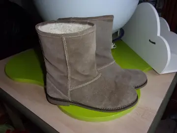 Bottines ou boots fourrés P37 Marque GEMO Casual Coloris beige