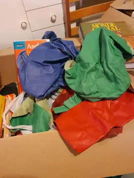 Chutes de cuirs de couleurs