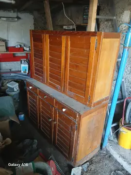 meuble a restaurer ou pour garrage