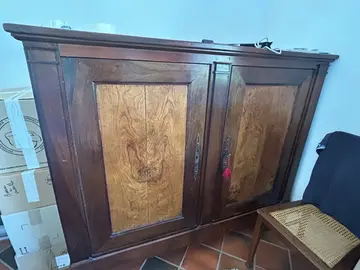 bahut magnifique pour bureau ou salon