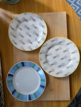 3 assiettes à dessert