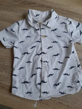 chemise motif moustaches T 2 ans