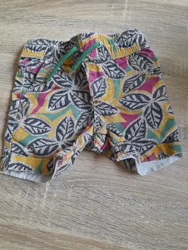 short T 2 ans