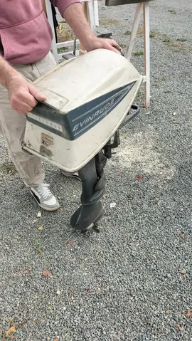 moteur evinrude fisherman