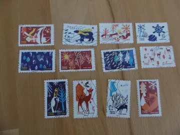 Série 12 timbres Un Noël qui fait du bien 2021