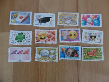Série 12 timbres Les messagers de vos émotions 2018