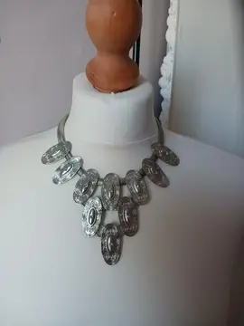 collier acier asymétrique
