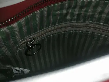 Sac Lacoste à reparer