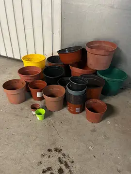 lot pots en plastique