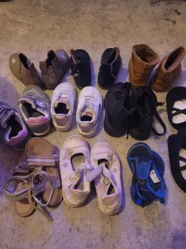 lot bottine , basket et chausson