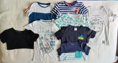 8 t-shirts 10 ans