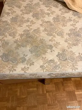 Lit + matelas 120x180