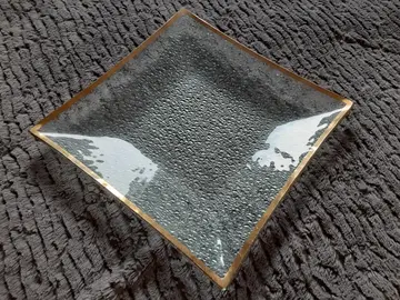 1 assiette en verre