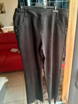 pantalon taille 46