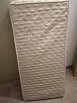 matelas lit bébé