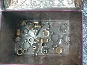 Quincaillerie pour travaux de plomberie