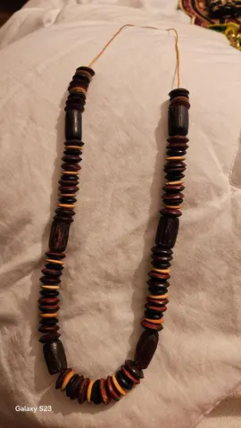Collier perles bois