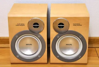 paire d'enceinte de chaine hifi MCM9
