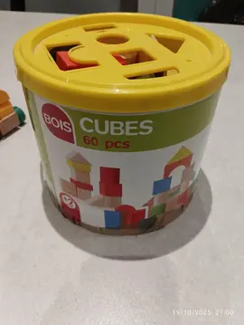cube en bois