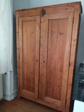 armoire en pin