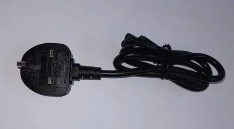 Câble d'alimentation, fiche C5 ("trèfle" / "oreille de mickey") et prise ANGLAISE
