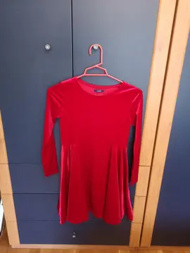 Robe rouge velours 8 ans OKAÏDI