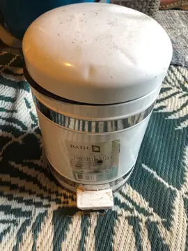 poubelle salle de bain