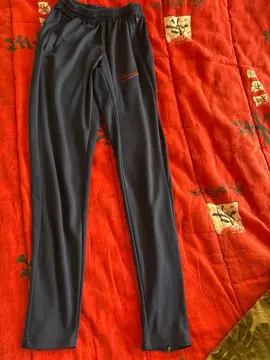 bas de jogging bleu