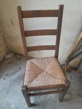chaise en bois