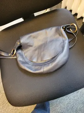 Sac bandoulière en cuit bleu