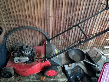 Tondeuse GGP R484 TR pour pièce
