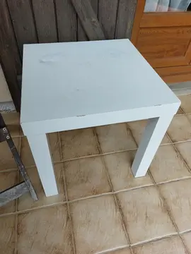 Petite table