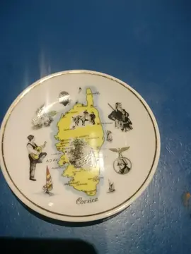 petite assiette déco Corse