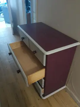 commode en bois peinte