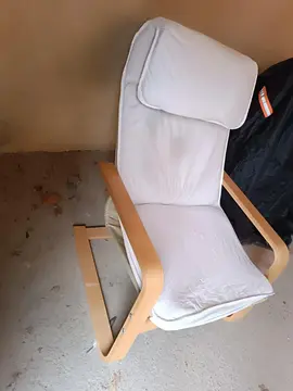 Deux fauteuils IKEA