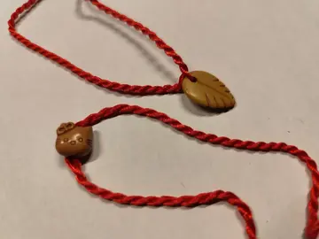 Bracelets pour enfants Hello Kitty et feuilles