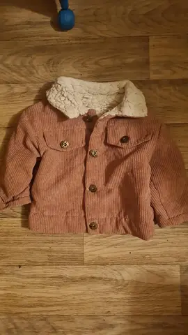 veste 6/9 mois